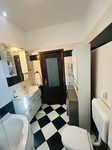 Damaroaia, ap. 2 camere 2012,